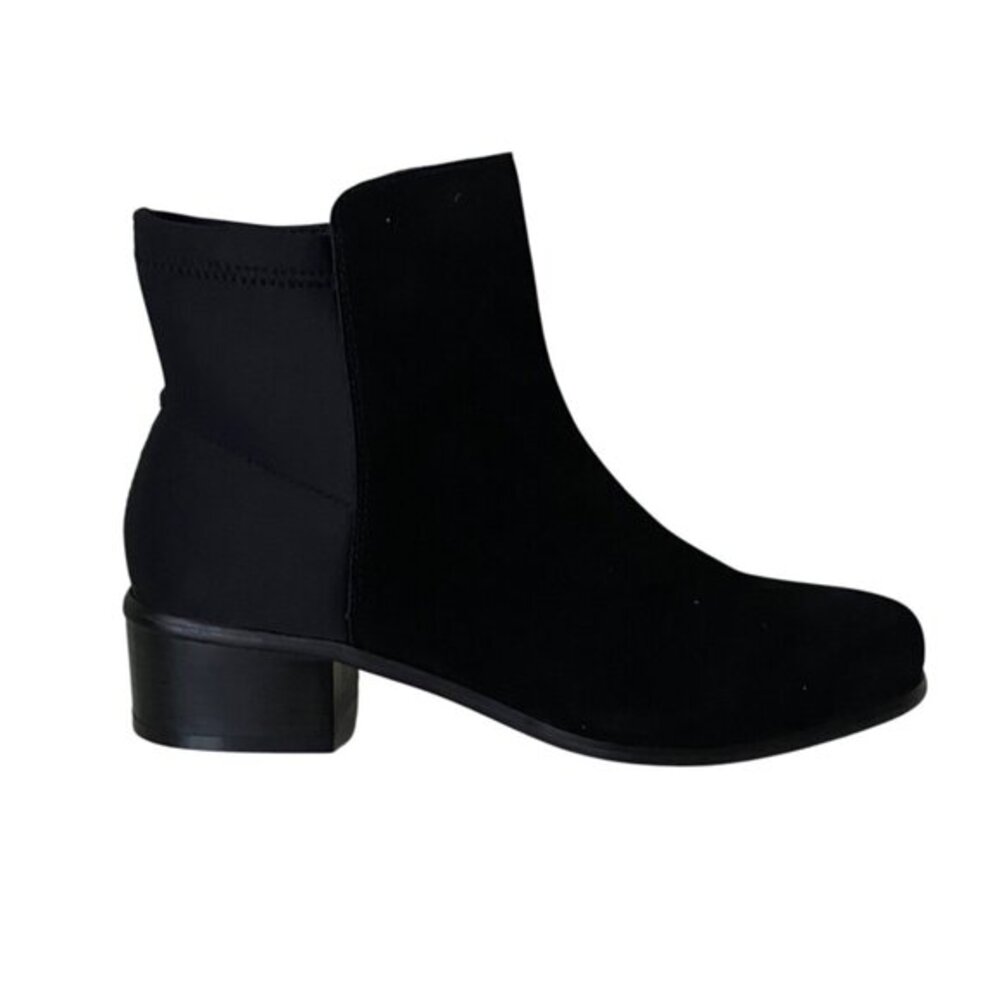 AquaDiva Women'sl Leather and Neoprene Water Resistant Ankle Boots Size 10‎